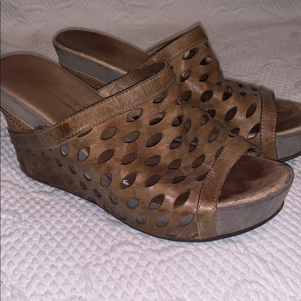 Antelope Brown leather wedge mules